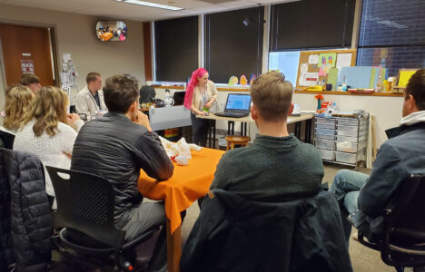 Nexus Manager Cassandra Jones leads 3D-printing workshop in the RLML Makerspace.